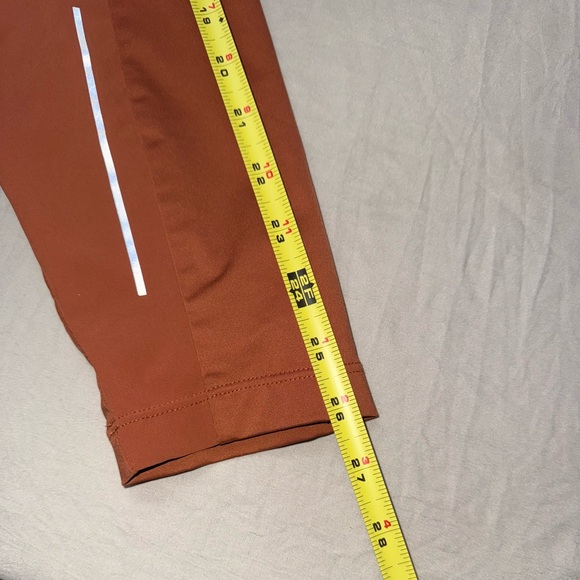 Nike fro fit women’s Burnt Orange Athletic Pants size small - Picture 5 of 7
